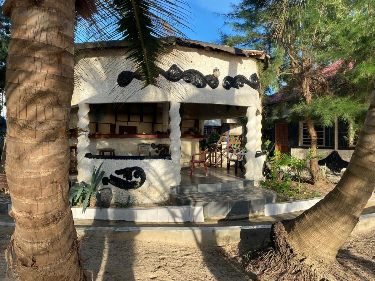Jungle Beach Resort Sanyang Екстер'єр фото