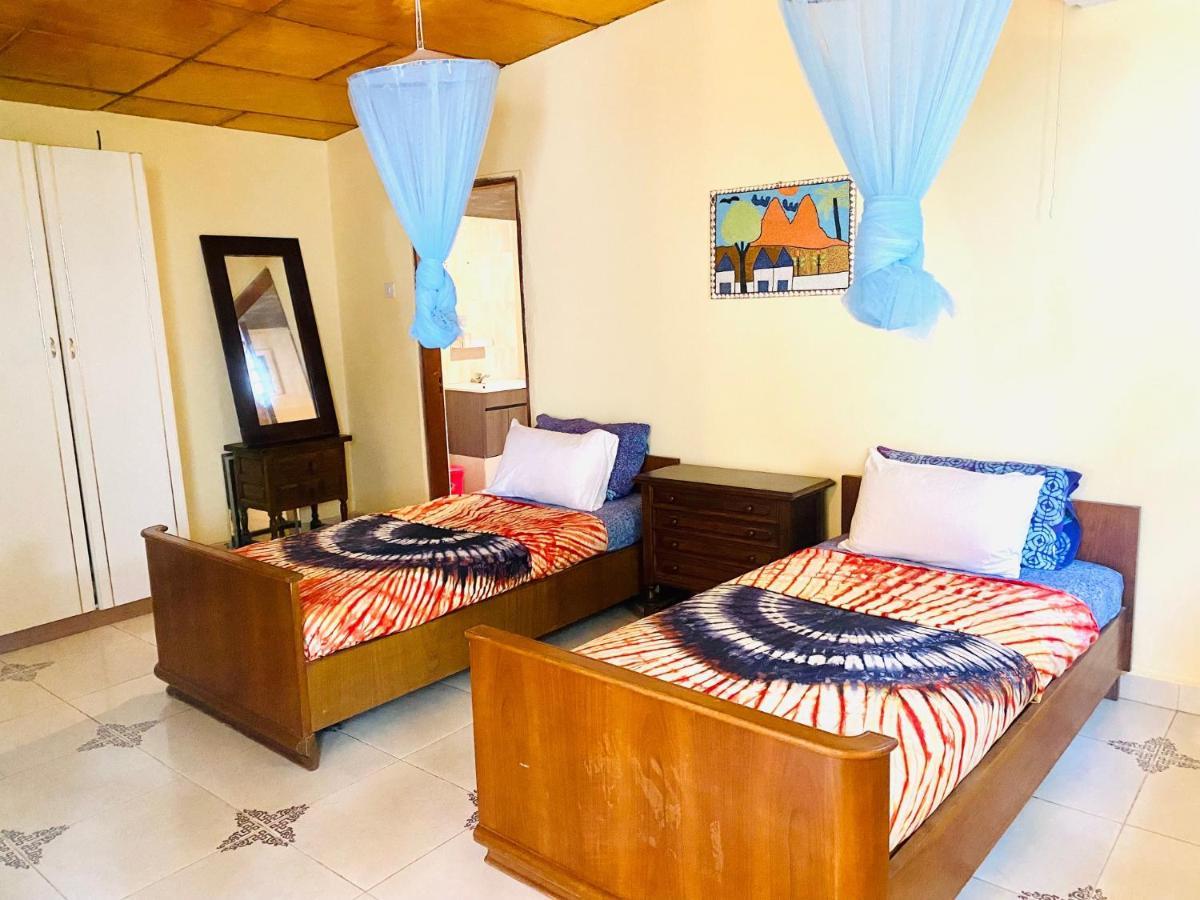 Jungle Beach Resort Sanyang Екстер'єр фото