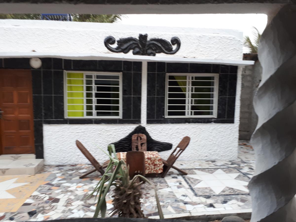 Jungle Beach Resort Sanyang Екстер'єр фото